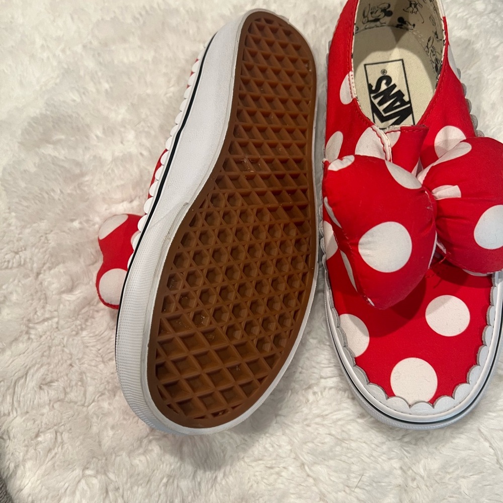 Minnie Mouse Disney Vans - Picture 5 of 5